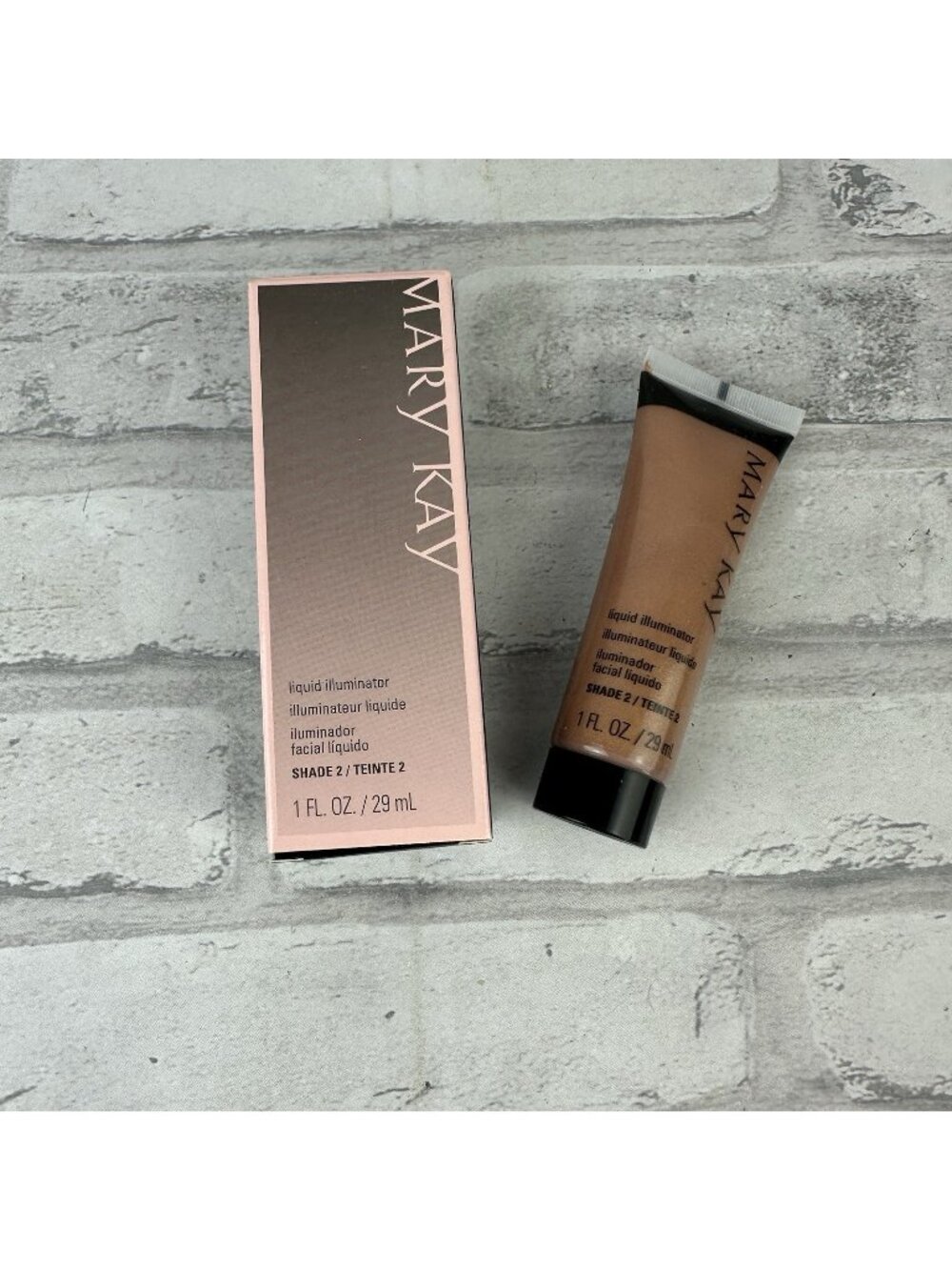 Mary Kay Liquid Illuminator Shade 2 #034229 New Old Stock